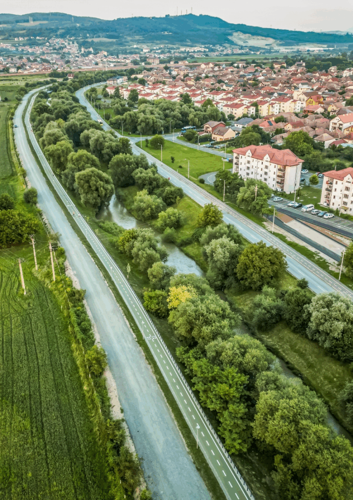 Primăria Sibiu obține finanțare și pentru extinderea pistelor pentru biciclete de pe malurile Cibinului