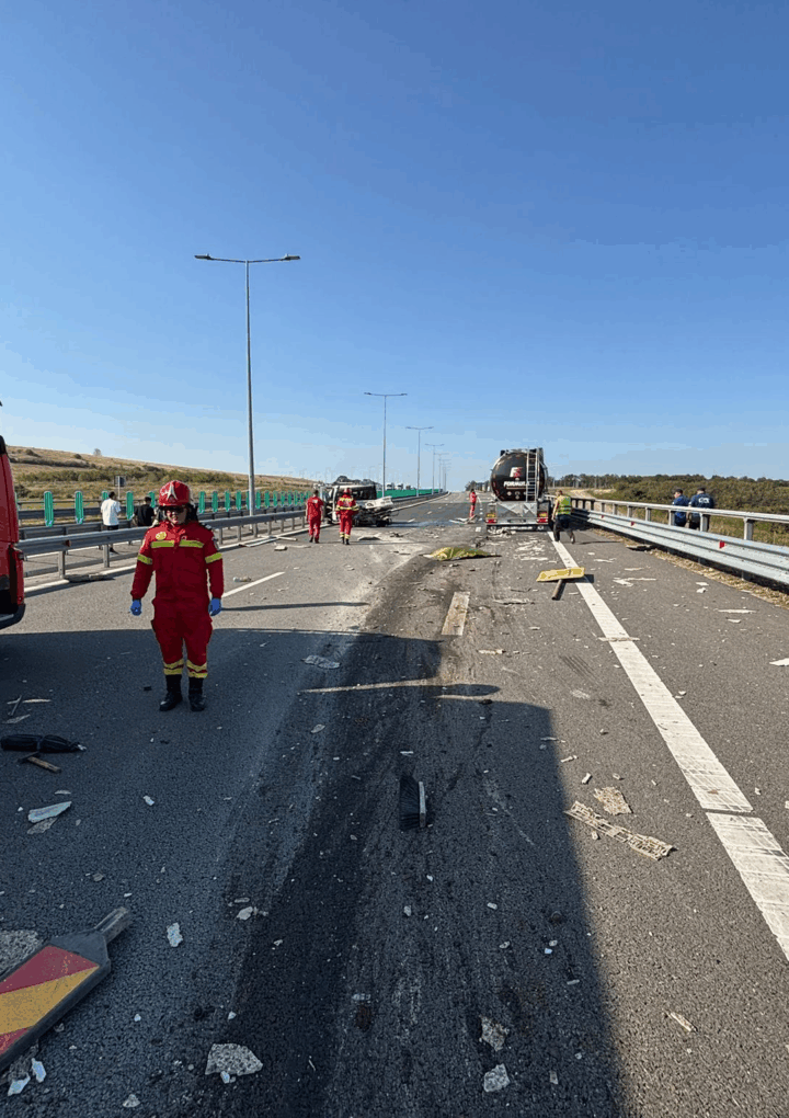 Accident grav pe A1 aproape de Boița, 3 persoane decedate