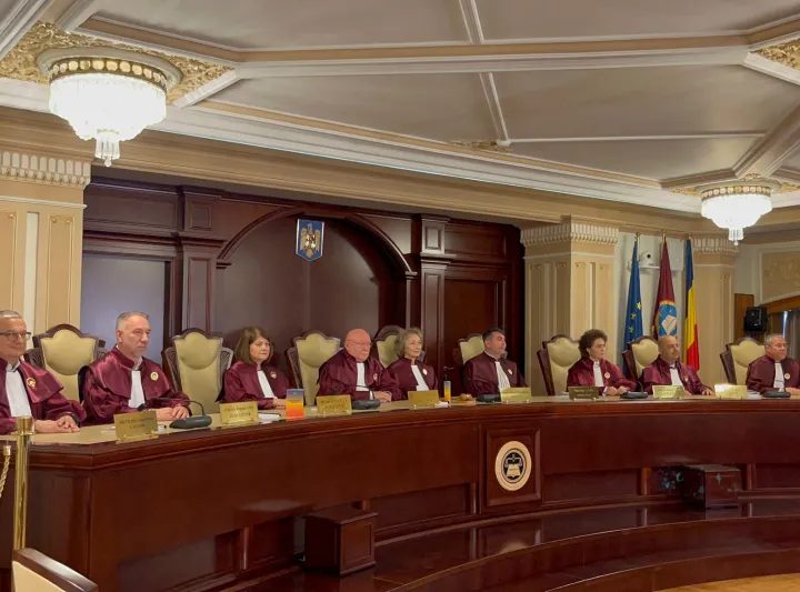 Tensiuni la CCR: Decizia privind Pensiile Speciale, amânată pentru luni după o ședință maraton